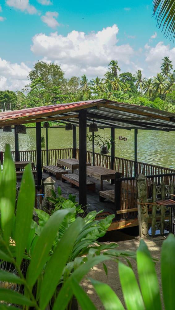 Luvi Lucas River Side Weligama Exterior foto